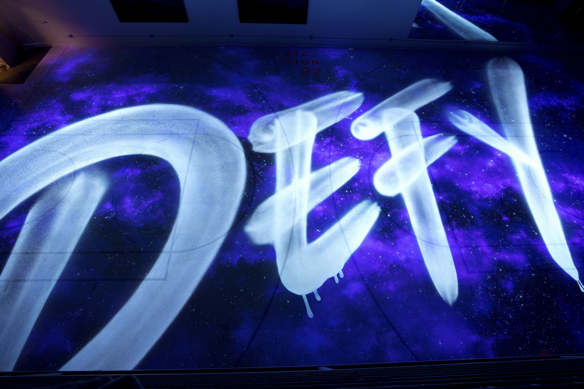 Michael Jordan Court (black light)